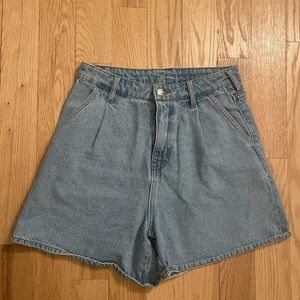 High waisted H&M jean shorts